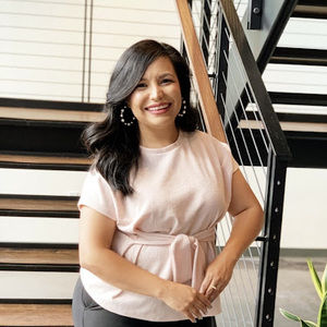 Meet your Posher, Alicia